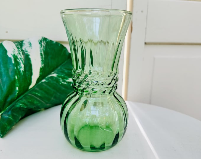 Vintage Green Glass Vase Mid Century Ribbed Optic Glass Bud Vase Retro MCM