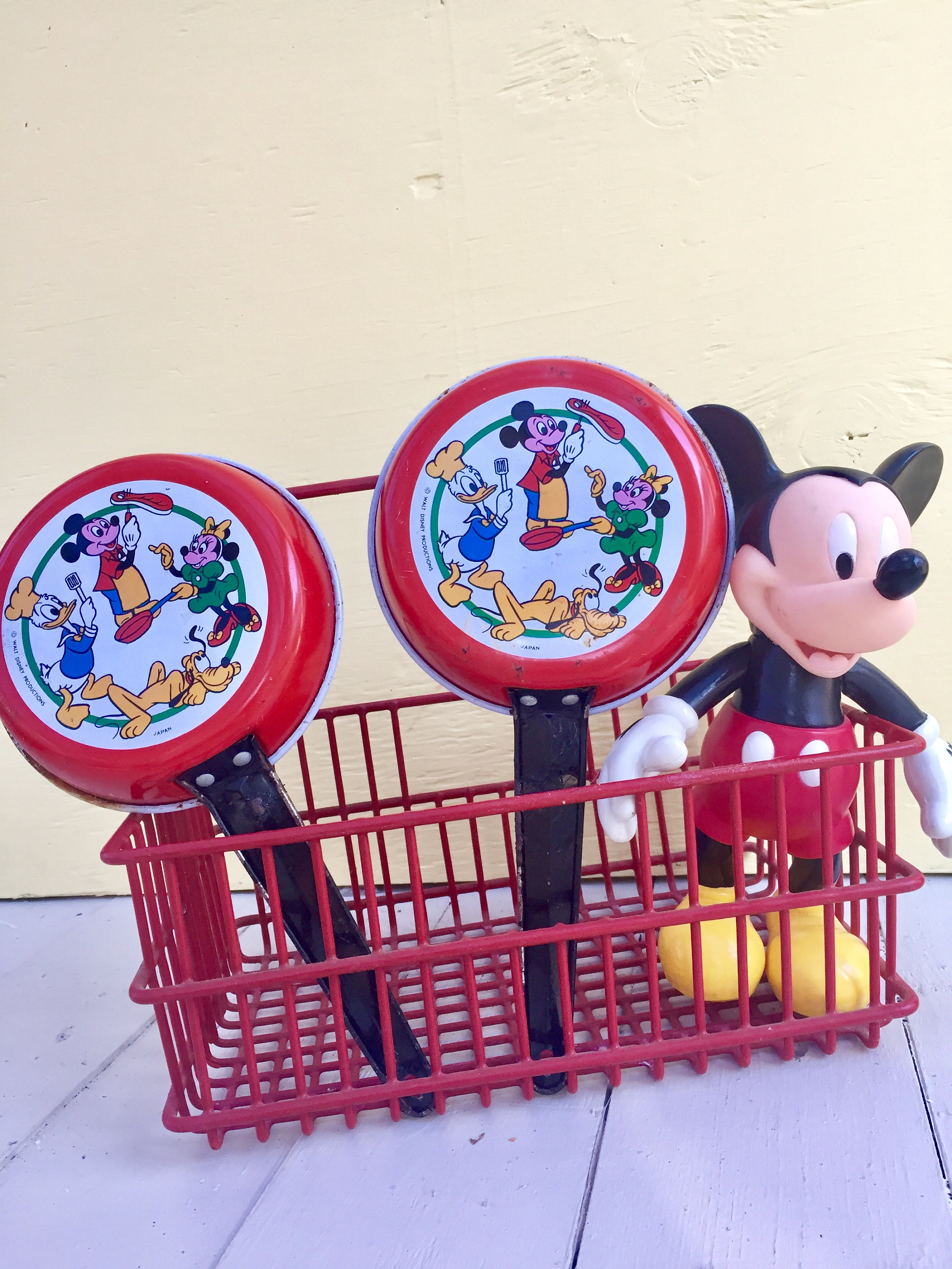 Vintage Disney Toy Dishes, Vintage Disney Tin Toy Pans, Disney Toy Pans, Vintage Disney