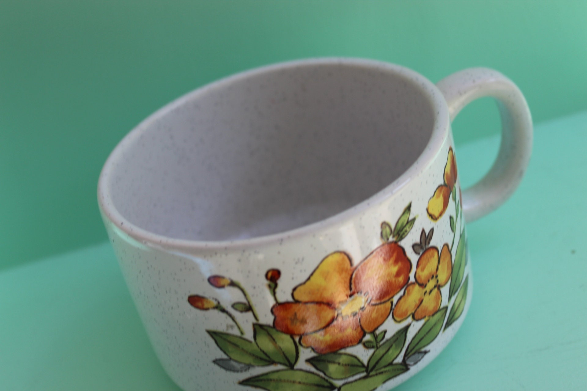 Vintage Soup Mugs, Set of Three, Vintage Stacking Mugs, Retro Mugs