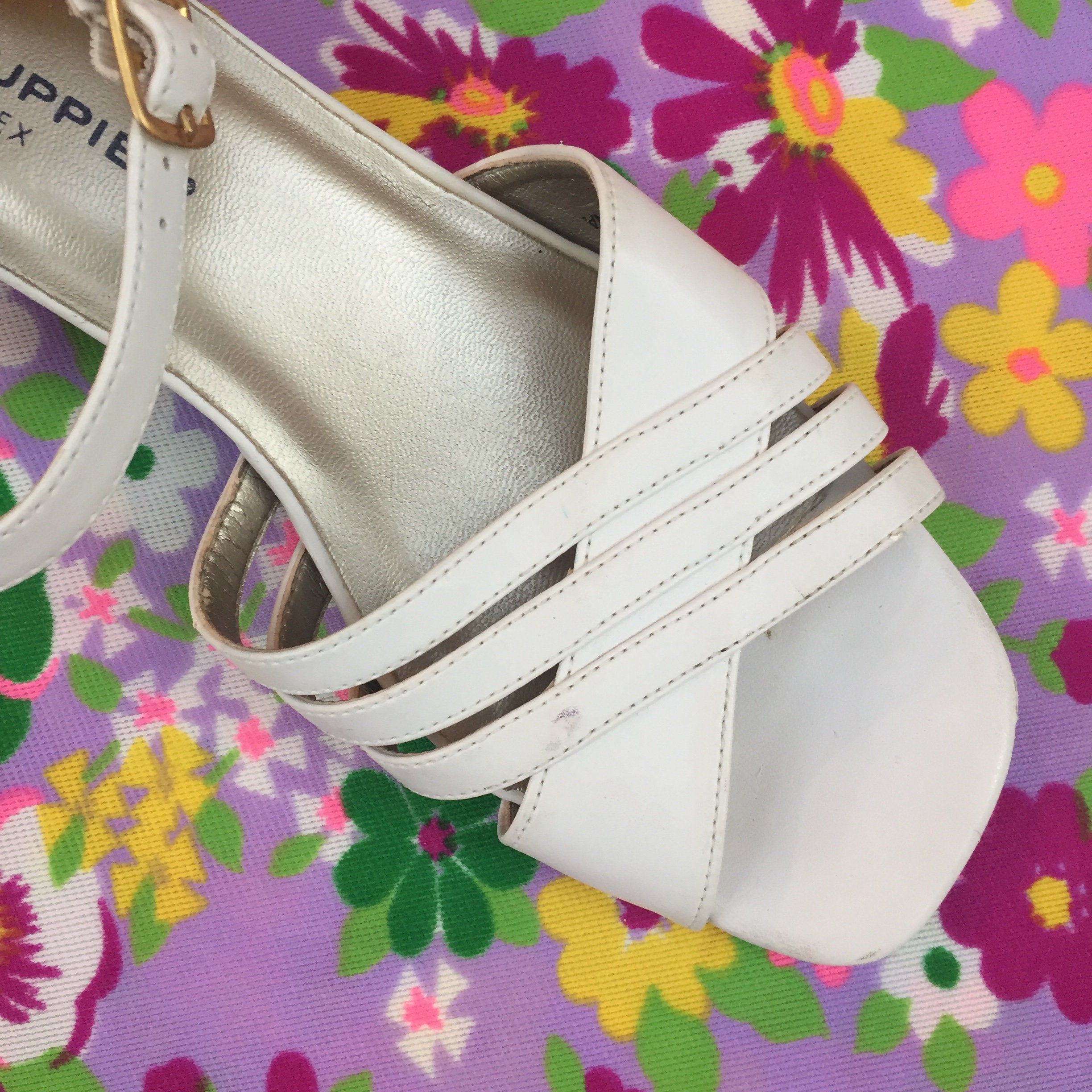 Vintage Hush Puppies Sandals, Women's Size 6, Vintage White Sandals