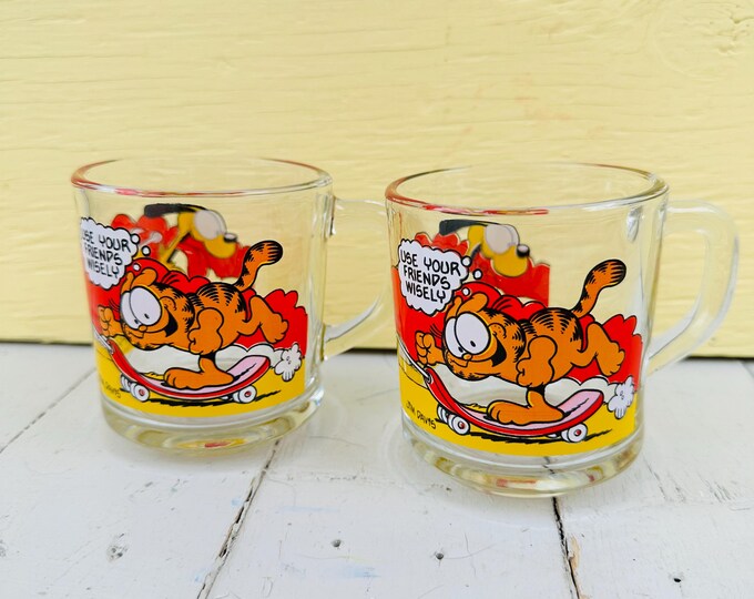 Vintage 1970s McDonald's Garfield and Odie Glass Mugs, Pair, Lot of Two