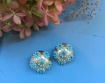 Vintage 1950s Floral Earrings, Mid Century Earrings, Vintage Blue Floral Clip-On Earrings, Mid Century Costume Jewelry
