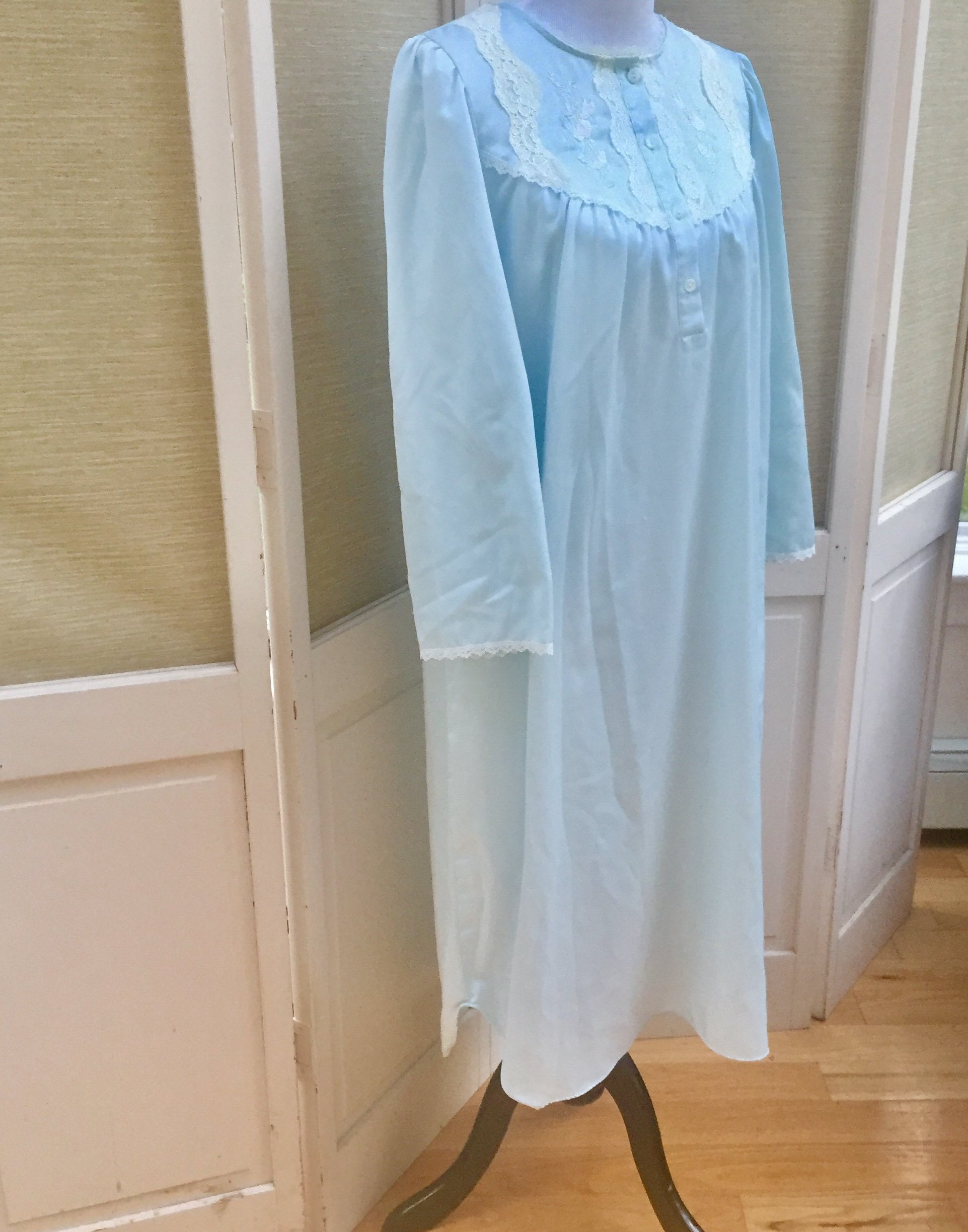 vintage miss elaine nightgowns