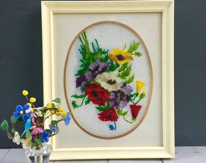 Vintage Floral Bead Art, Vintage Flower Bead Art, Vintage Floral Art, Vintage Original Artwork, Vintage Flower Bouquet Wall Decor