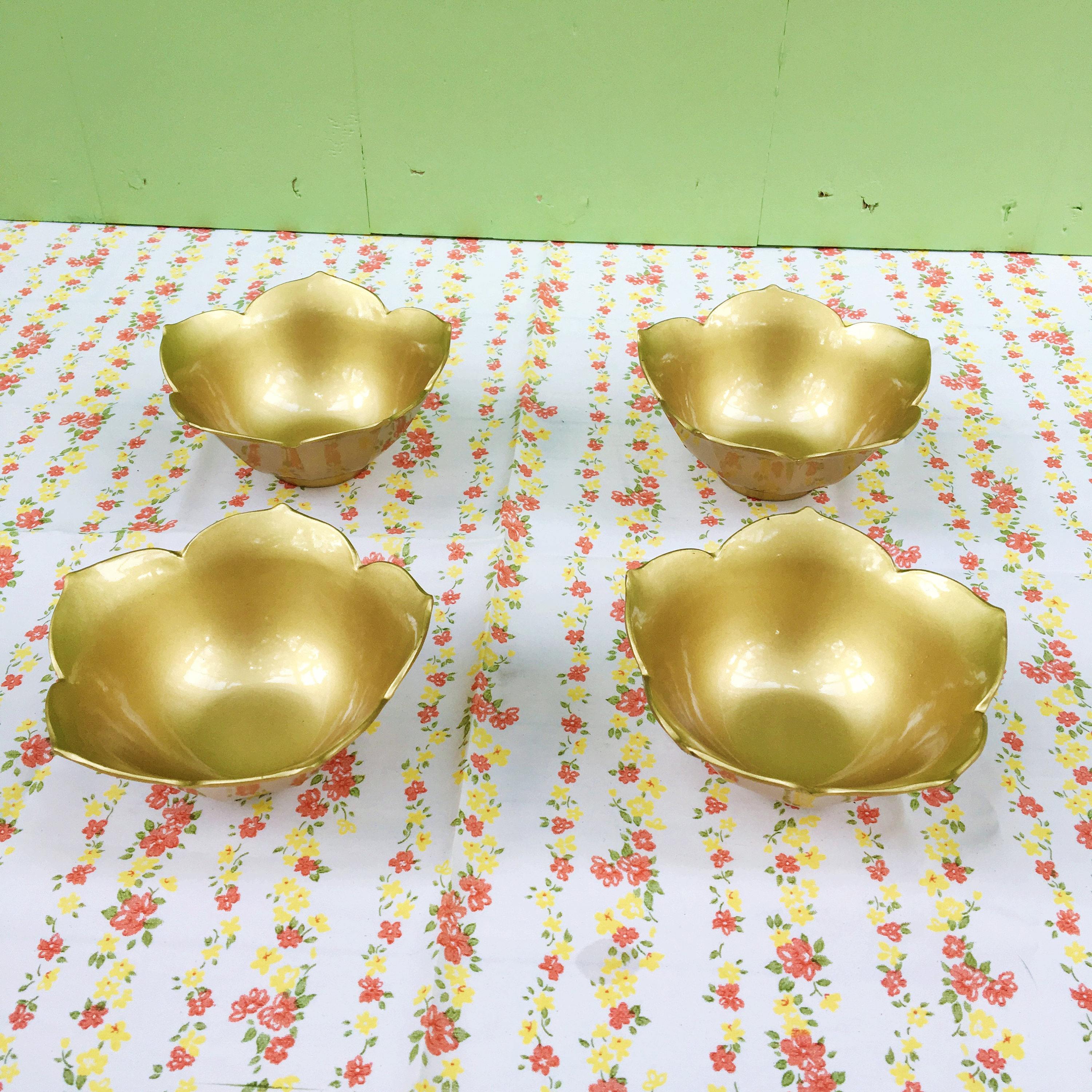 Vintage Gold Plastic Decorative Bowls Set Of Four Gold Flower