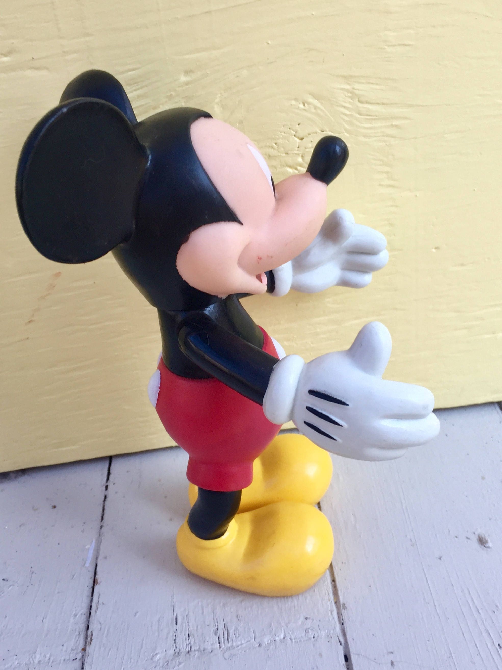 big mickey mouse statue