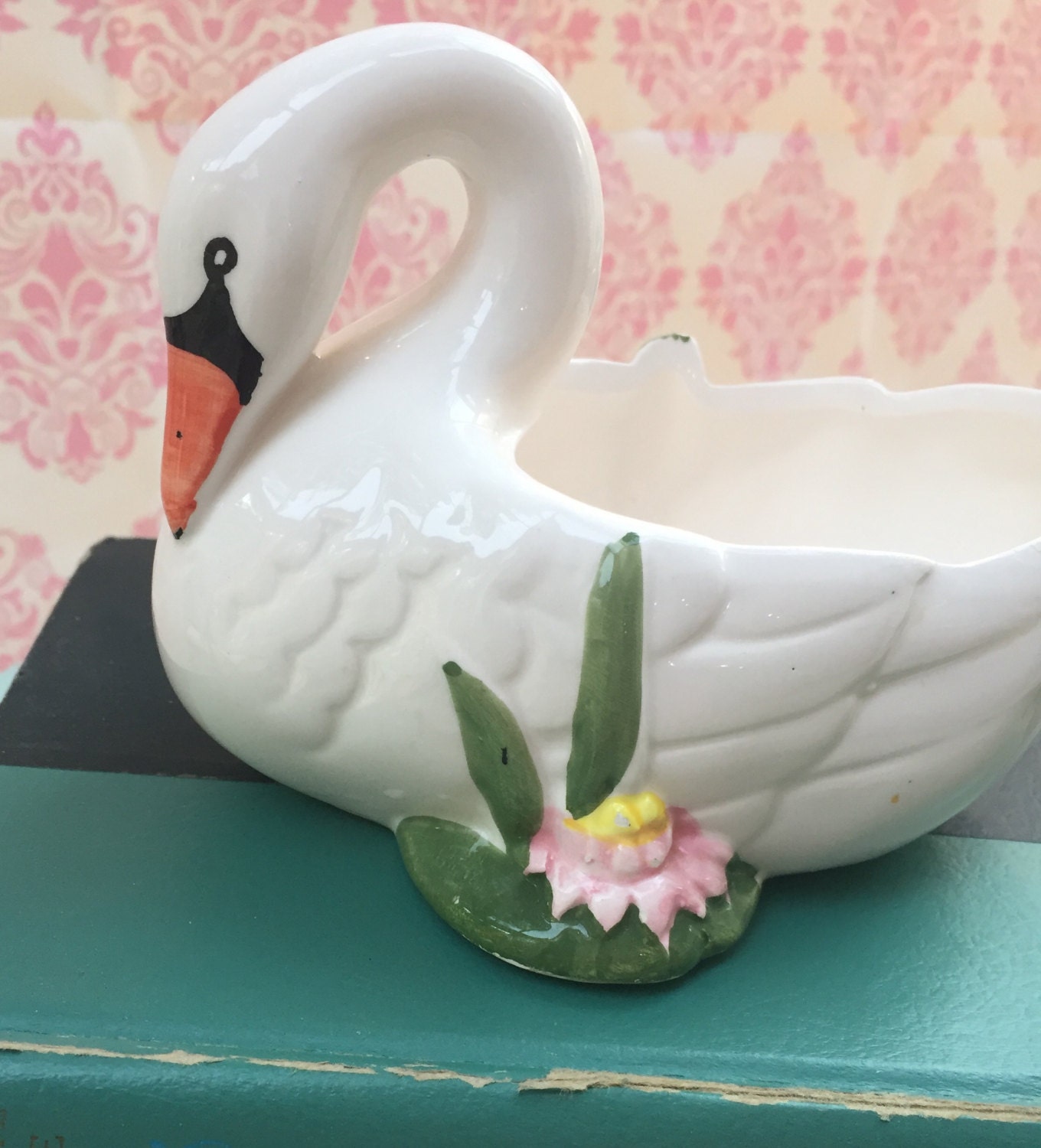 Vintage Swan Figurine, White Swan Planter, Vintage Bird Decor, Swan