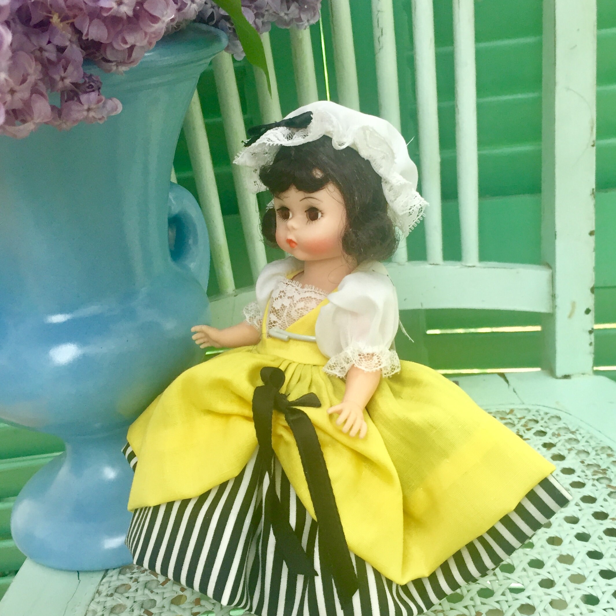 Vintage Madame Alexander France Doll, Vintage International Doll