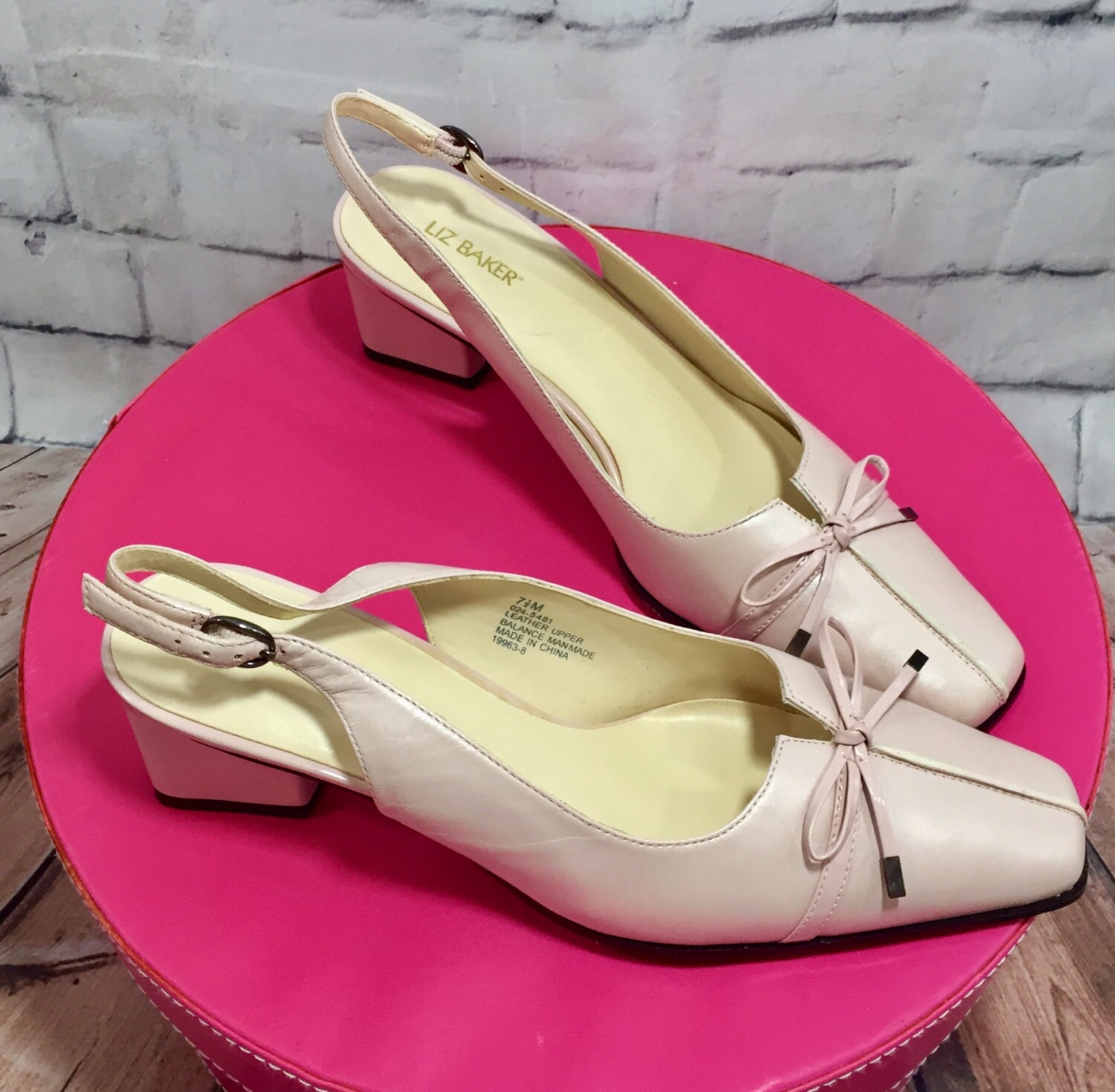 liz baker shoes website