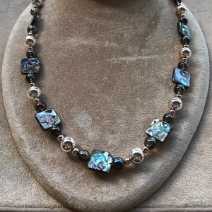 Pauna Shell Squares Necklace/Earrings Set