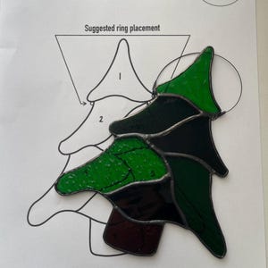 Wzór witrażu choinkowego - Hobby