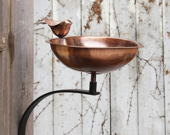 Heart-shaped Copper Birdbath with Wall Bracket