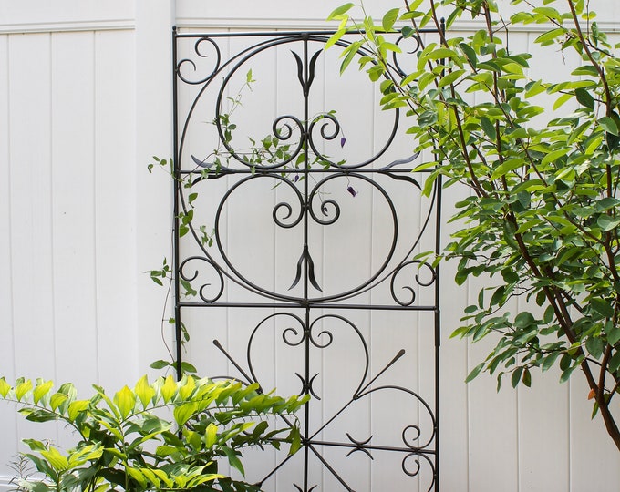 Williamsburg Trellis, Free-Standing for Garden, 75"H x 24"W