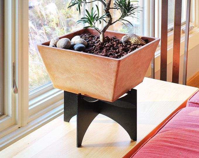Mid-Century Modern Planter, Metal Stand with Pot, indoor/outdoor