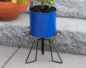 Florence Folding Plant Stand and Blue Planter