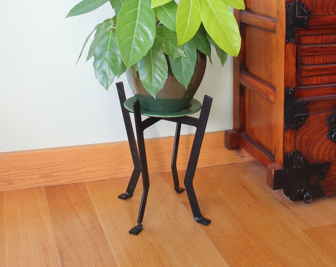 Denise 14" Modern Plant Stand Flowerpot Holder indoor/outdoor