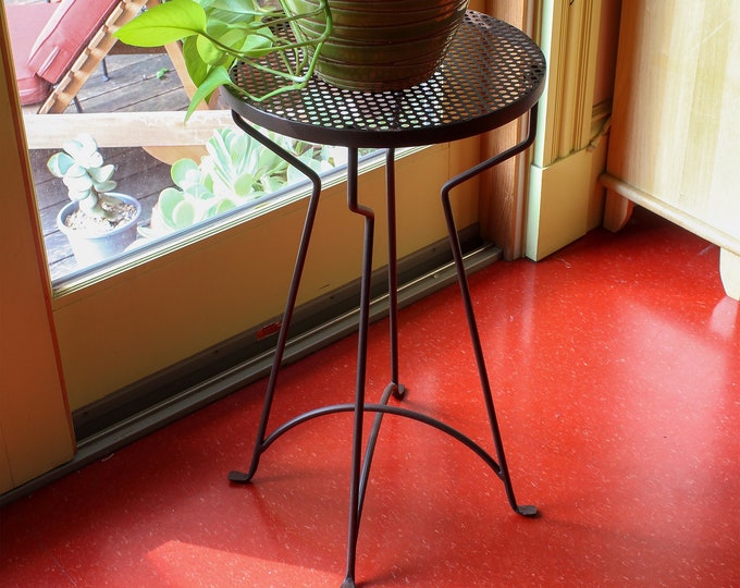 Barcelona 24"H Wrought Iron Plant Stand or Side Table