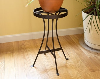 Estelle 18"H Wrought Iron Plant Stand