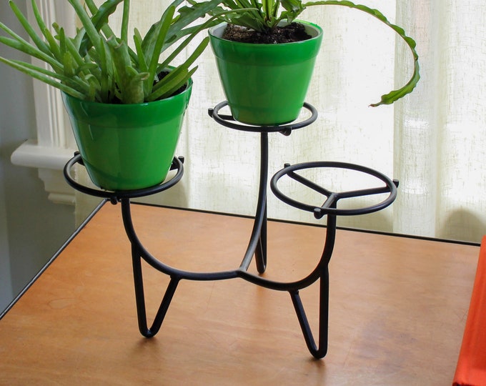 Orbit Modern Triple Plant Stand