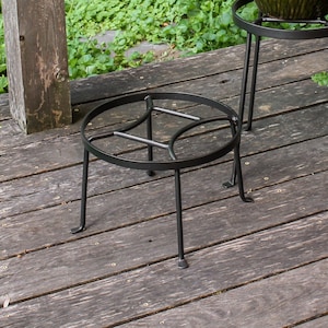 12&quot; Diameter Diamond Plant Stand