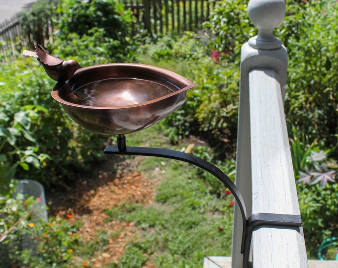 Heart-shaped Copper Birdbath with Clamp-On Handrail Bracket