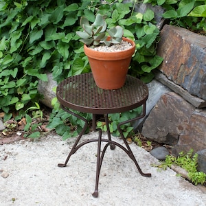 Barcelona 12h Wrought Iron Plant Stand or Side Table - Etsy