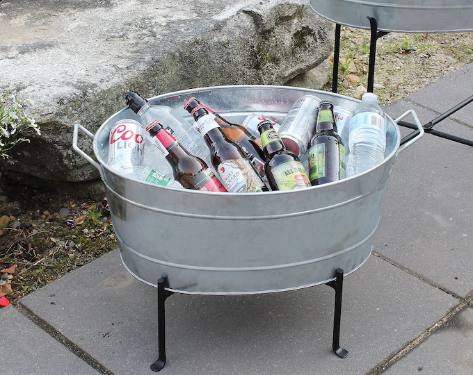 Oval Galvanized Steel Drink Tub or Planter with Folding Stand