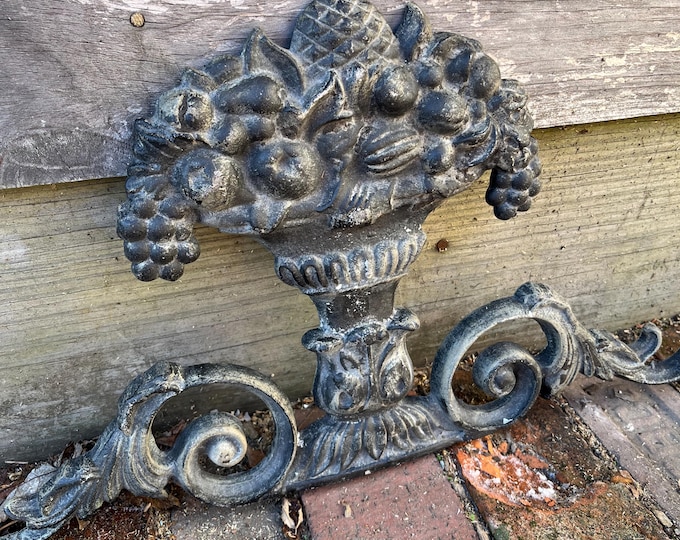 SAMPLE- Vase Decorative Frieze Casting