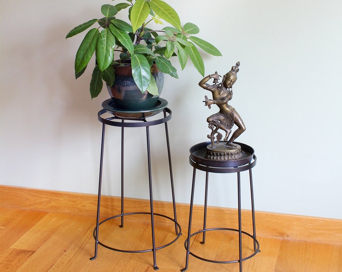 SET of 2 Diamond Plant Stands Wrought Iron indoor/outdoor