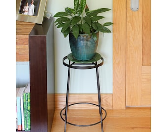 18"H  Diamond Plant Stand Wrought Iron indoor/outdoor