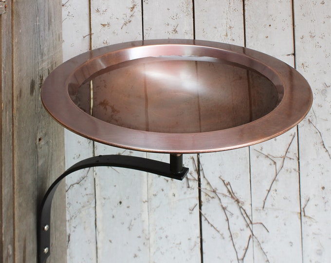 Classic Copper Birdbath with Wall Bracket