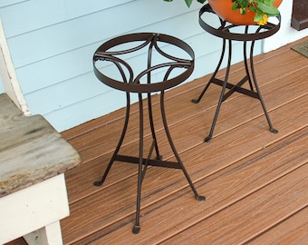 Estelle 15"H Wrought Iron Plant Stand
