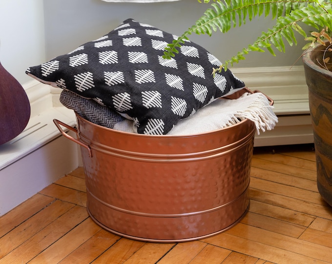 Round Hammered Copper Tub