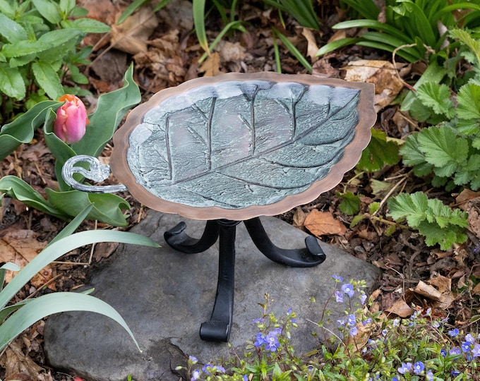 Hammered Leaf Copper Birdbath with Small Stand