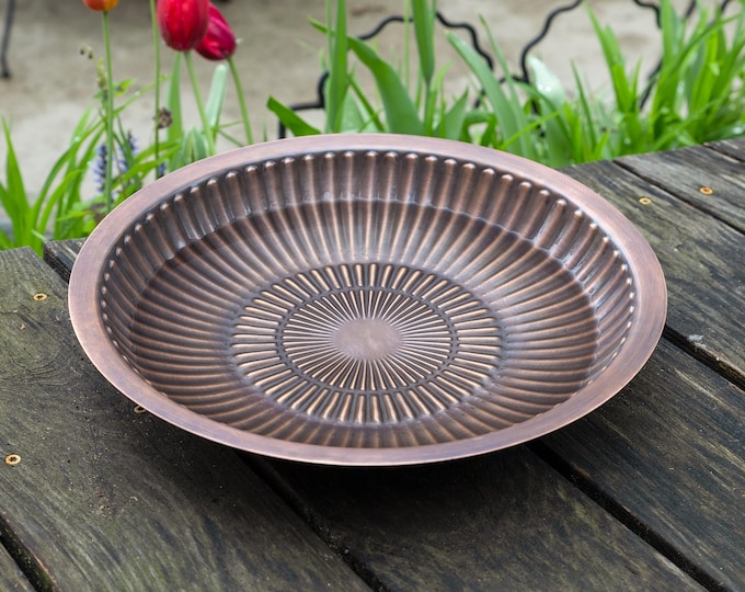 14" Chrysanthemum Birdbath Bowl