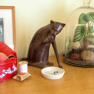 Siamese Cat Statue Sculpture