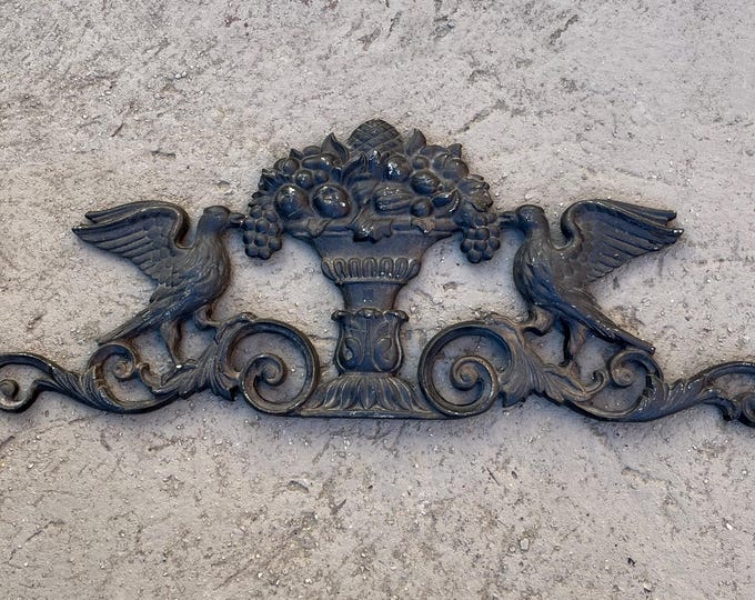 SAMPLE- Birds & Vase Decorative Frieze Casting