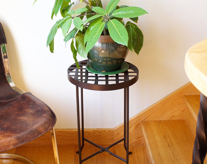 Roman Flowers Side Table/Plant Stand indoor/outdoor