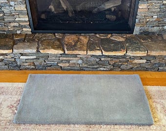 Wool Rug Sample. Rectangular Gray 44" x 22"