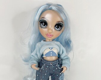 RH PASTELBLUE Doll Top, Jumper and Jeans