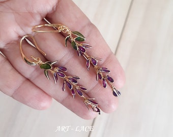 Lavender earring long, Bridal purple earring, wire resin flower earring, Statement earring, Unique handmade earring, rare gift for women