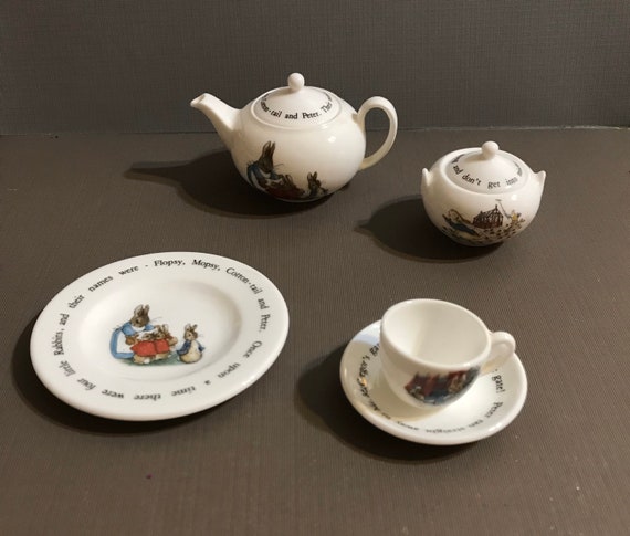 peter rabbit tea set wedgwood