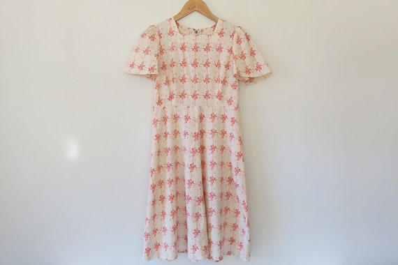Vintage Cream A-line Dress With Flower Pattern