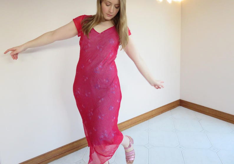 90s Hot Pink Floral Dress Chiffon Floaty Dresses Short Sleeve Crinkle Fabric Midi V Neck Sheer Size 12 Large Party Feminine Girly