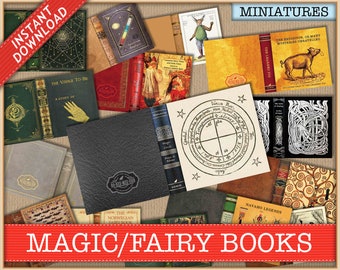 Può includere: Una collezione di copertine di libri in miniatura con design diversi, inclusi titoli come The Visible To-Be, The Expositor, or Many Mysteries Unravelled e The Norwegian Fairy Book. L'assortimento mostra vari colori, motivi e illustrazioni.