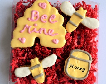 Bee Mine Gourmet Dog Treat Box /Gourmet Dog Treats /Dog Cookies /Valentine's Day Dog Treats /Gift for Dog /Gourmet Pet Treats /Dog Bakery