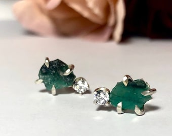 Raw Emerald Earrings Set in 925 Sterling Silver Studs, 25th Anniversary Gift,Emerald Earrings, May Birthstone, Dainty Crystal Stud Earrings