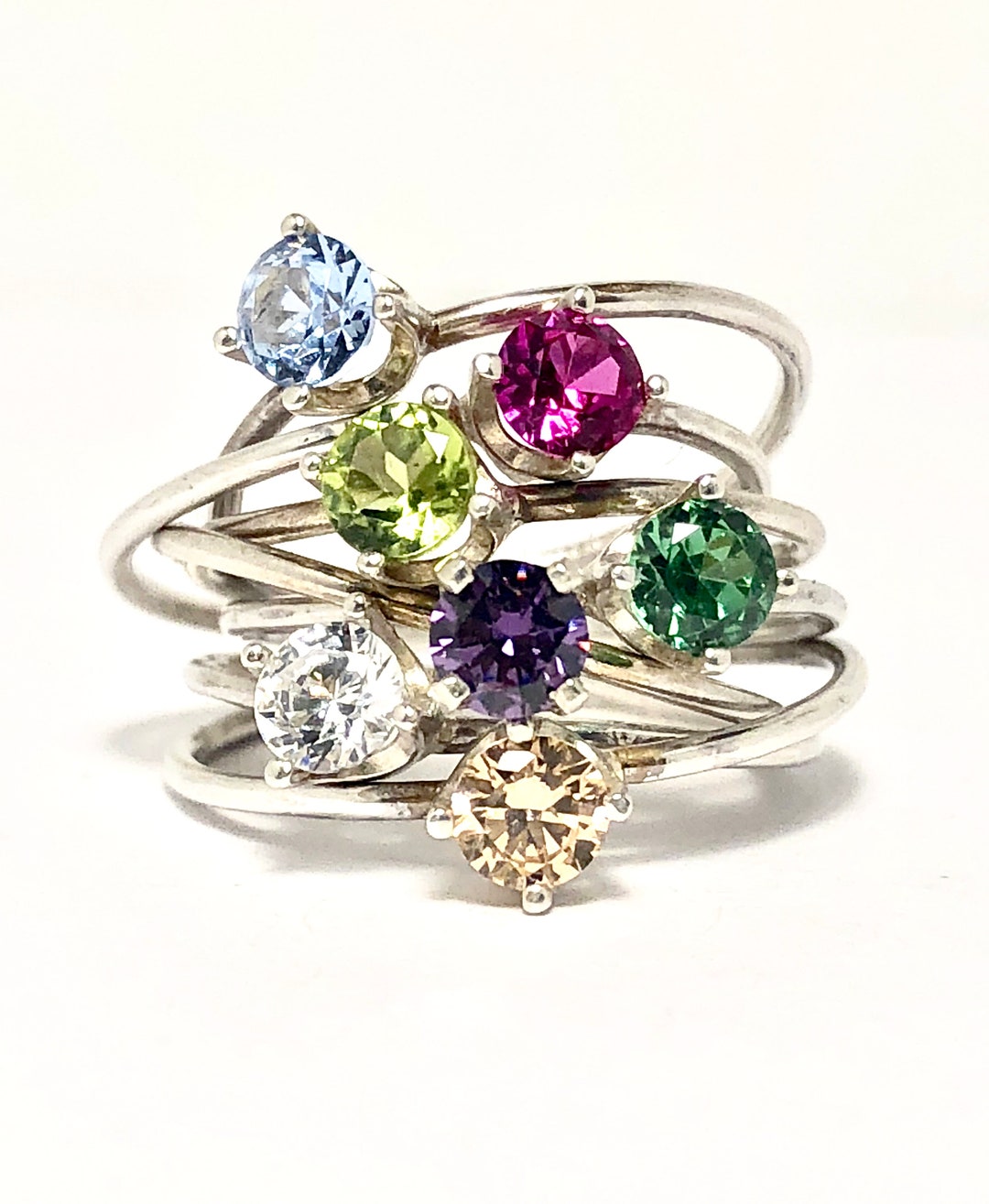 Anillo de piedra de nacimiento conjunto de anillos de apilamiento de plata anillo hecho a mano anillo de piedras preciosas anillo de piedra de nacimiento familiar joyeria de pasion por los viajes