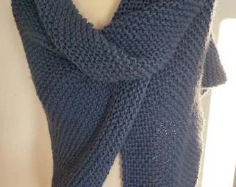 Triangle scarf / shawl