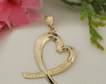 Art and Molly Real 14K Yellow Gold Elegant Heart Pendant